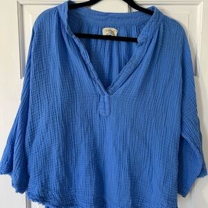 9Seed V-Neck Gauze 3/4 Sleeve Blouse in Cornflower Blue